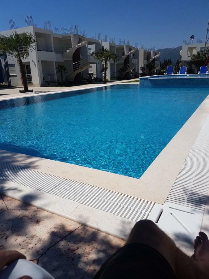 Royal Apartments & Villas Улцинь Екстер'єр фото